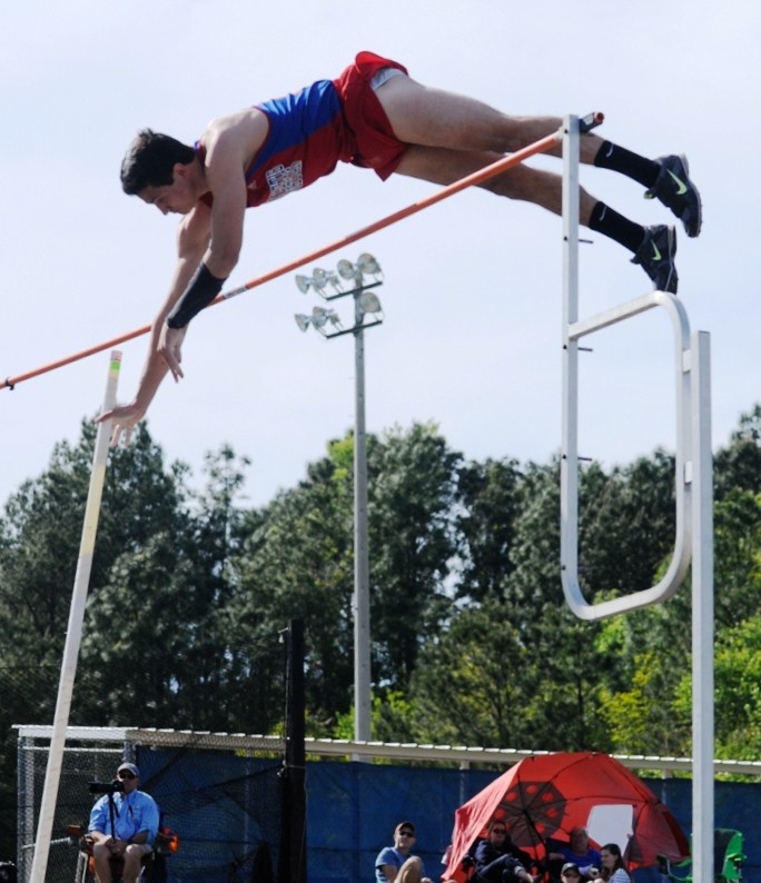 Devin King at the Mobile Challenge of Champions in 2013 (Walter Pinion photo)
